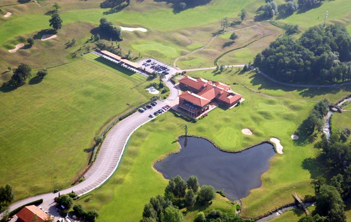 HUIS IN LAS CALDAS, NAAST DE SPA