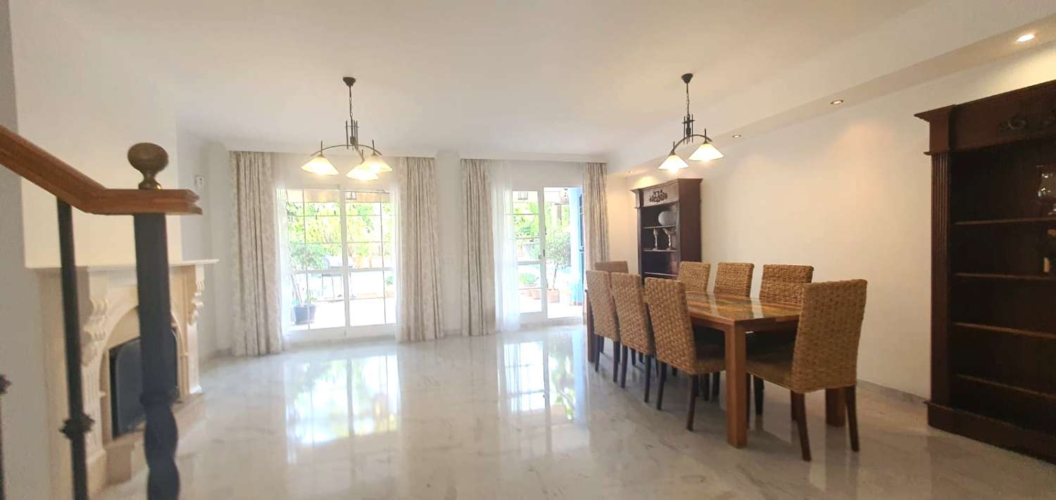 ENCANTADORA CASA EN ALQUILER EN MARBELLA