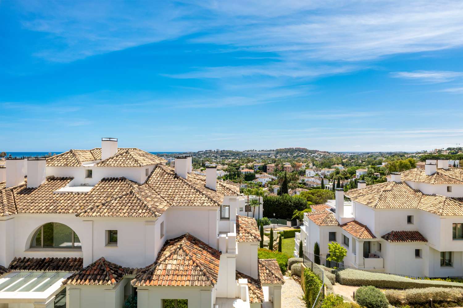 SUPERBE APPARTEMENT À NUEVA ANDALUCÍA