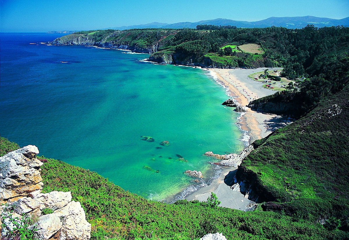 Terrain à bâtir à Otur, près de la plage