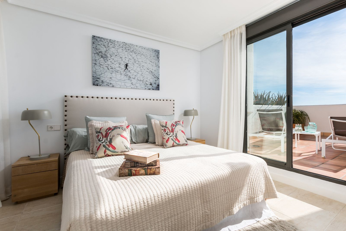 Duplex penthouse i Selwo, Estepona med fantastisk havutsikt