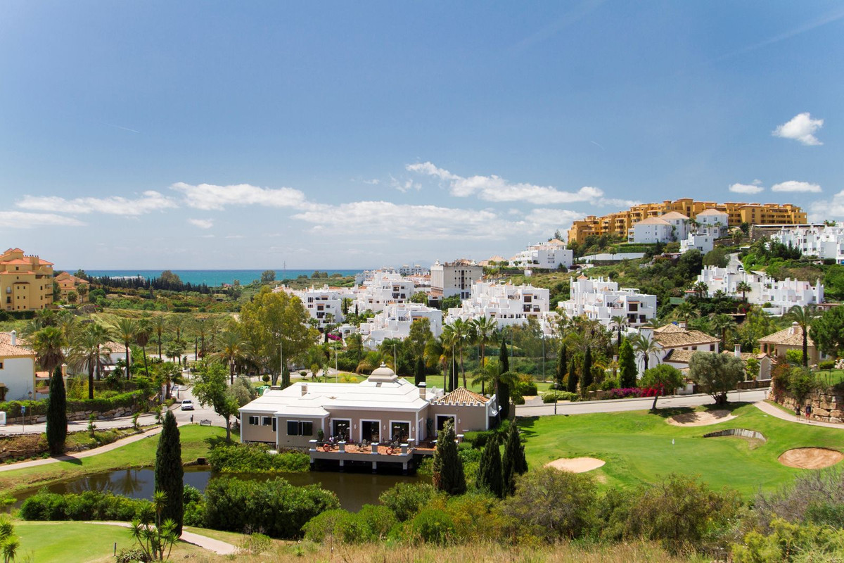 Maisonette-Penthouse in Selwo, Estepona mit herrlichem Meerblick