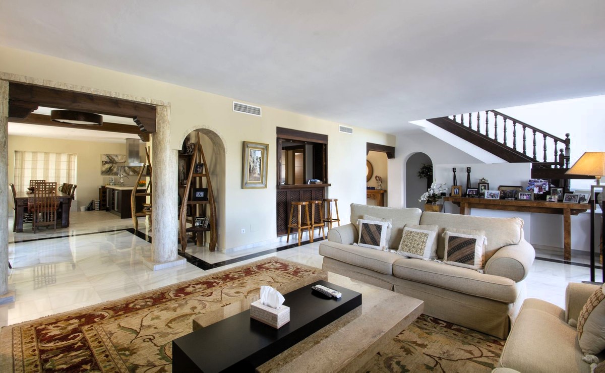 Encantadora residencia estilo Cortijo en Marbella