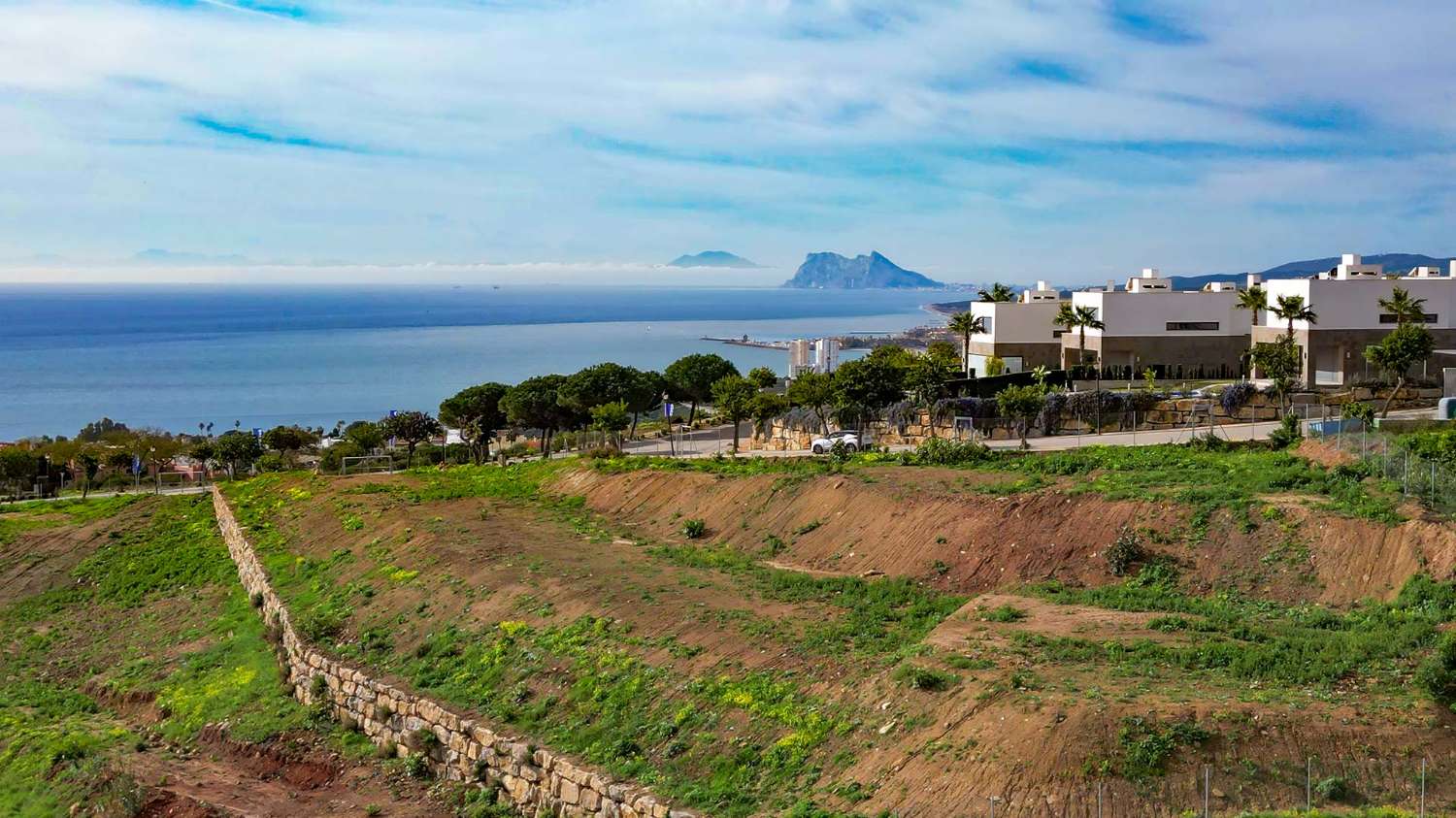 Terrains sous licence et projet pour la construction d’une villa avec vue sur la mer