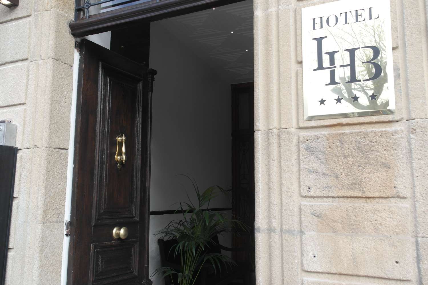 SUPERBE BOUTIQUE HÔTEL 4 ÉTOILES À VENDRE À RIBADEO