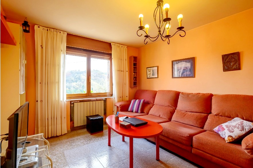 BEAUTIFUL DETACHED HOUSE IN BIMENES