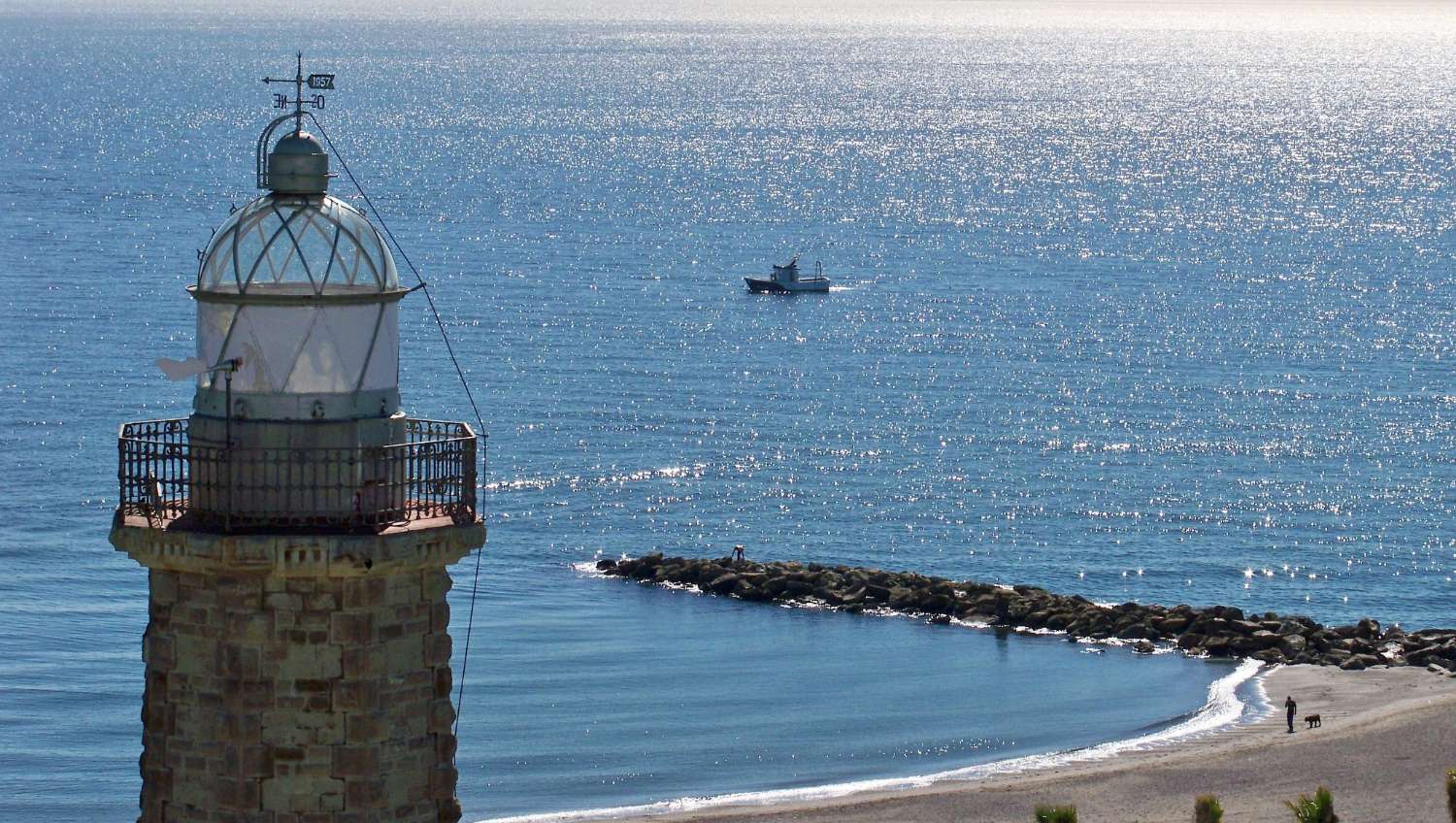 STOR LÄGENHET MED 3 SOVRUM I CENTRUM AV ESTEPONA