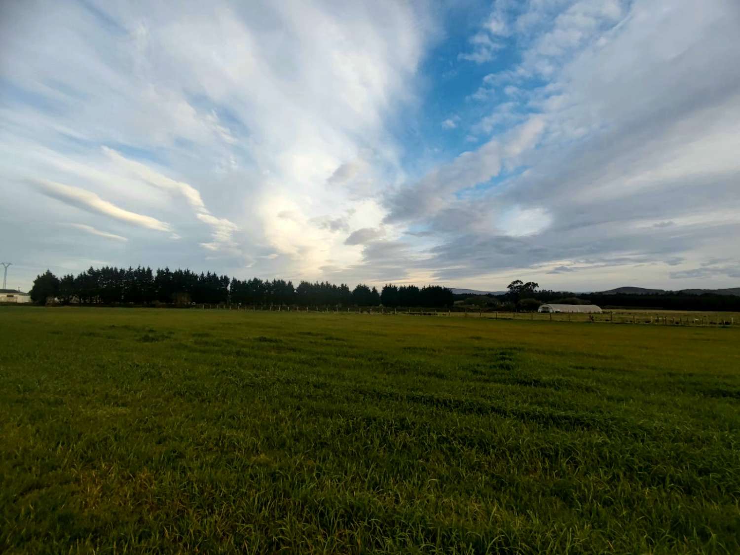 STOR BYGGNADSTOMT I RAMMAD JORD AV CASARIEGO