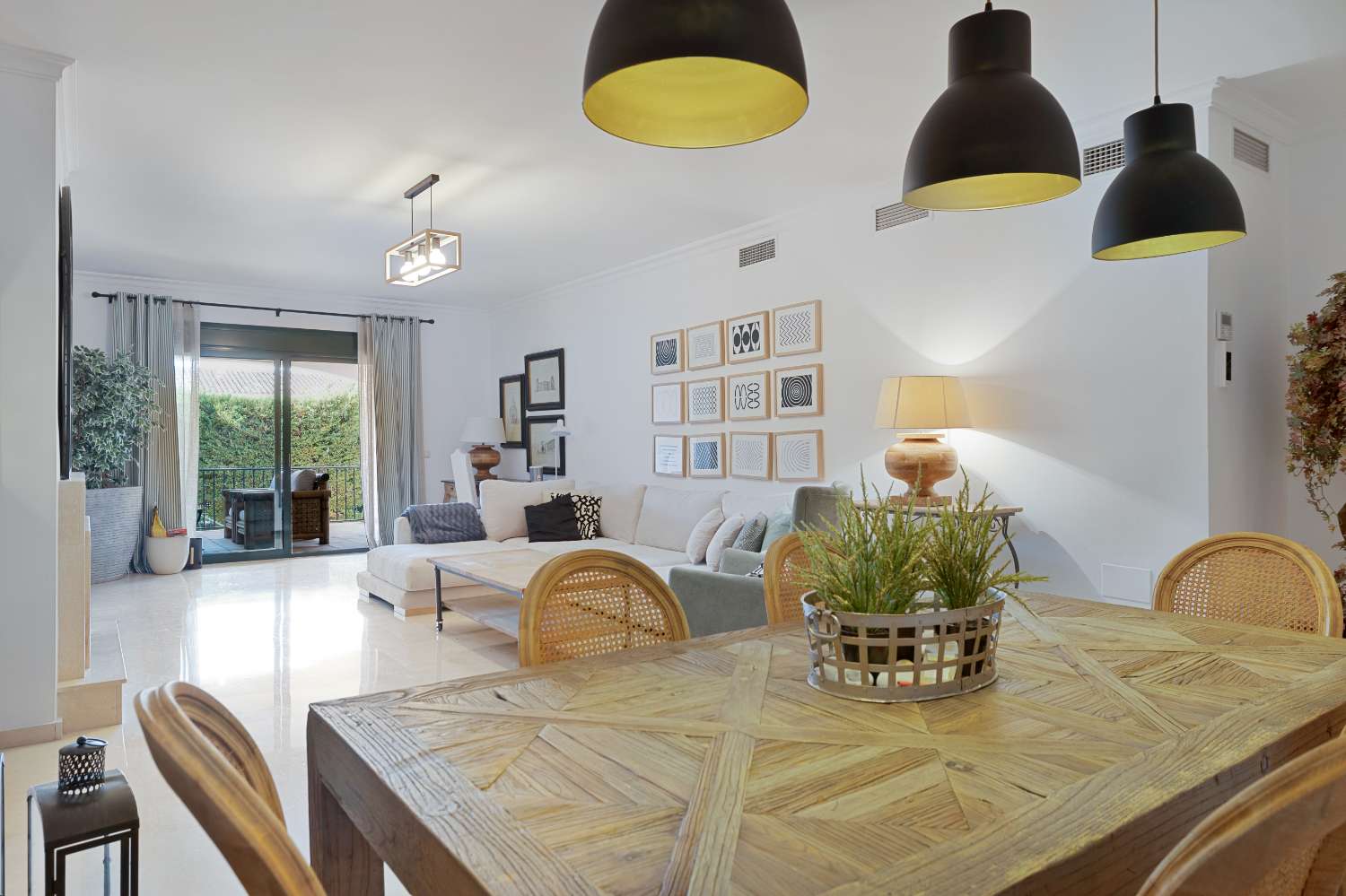 PRECIOSA VIVIENDA EN SAN PEDRO DE ALCÁNTARA, MARBELLA