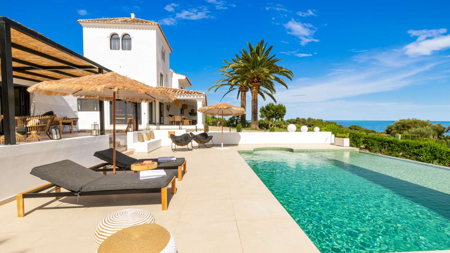 ESPECTACULAR VILLA EN LOS REALES, ESTEPONA