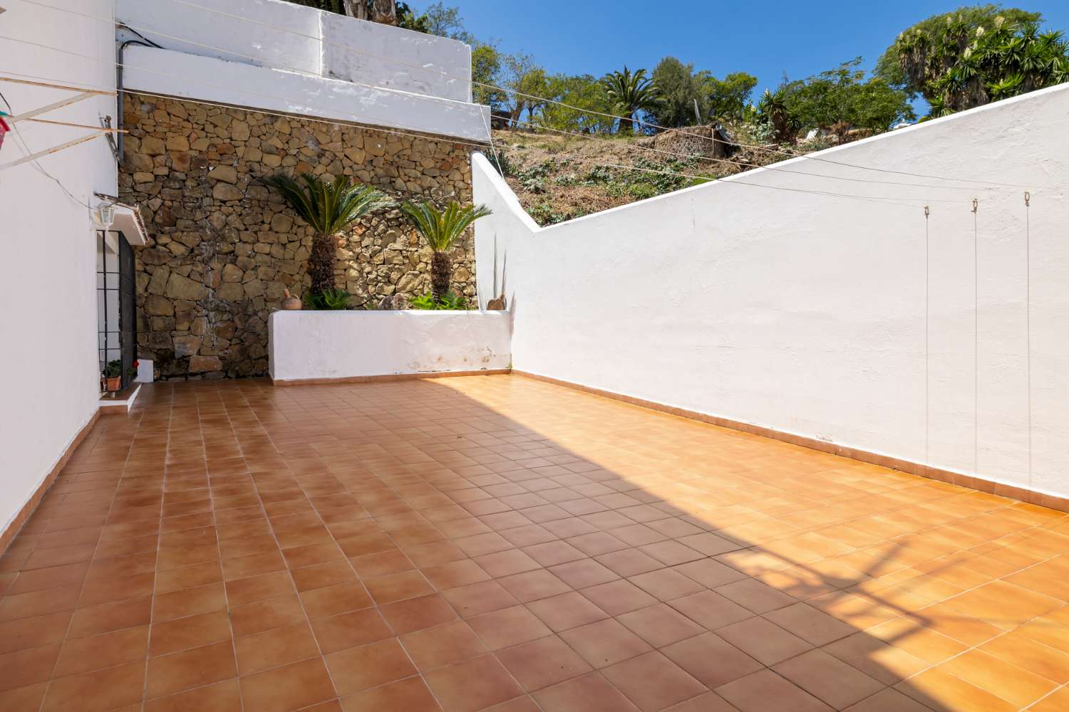 HOUSE FOR SALE IN PUERTO BANÚS