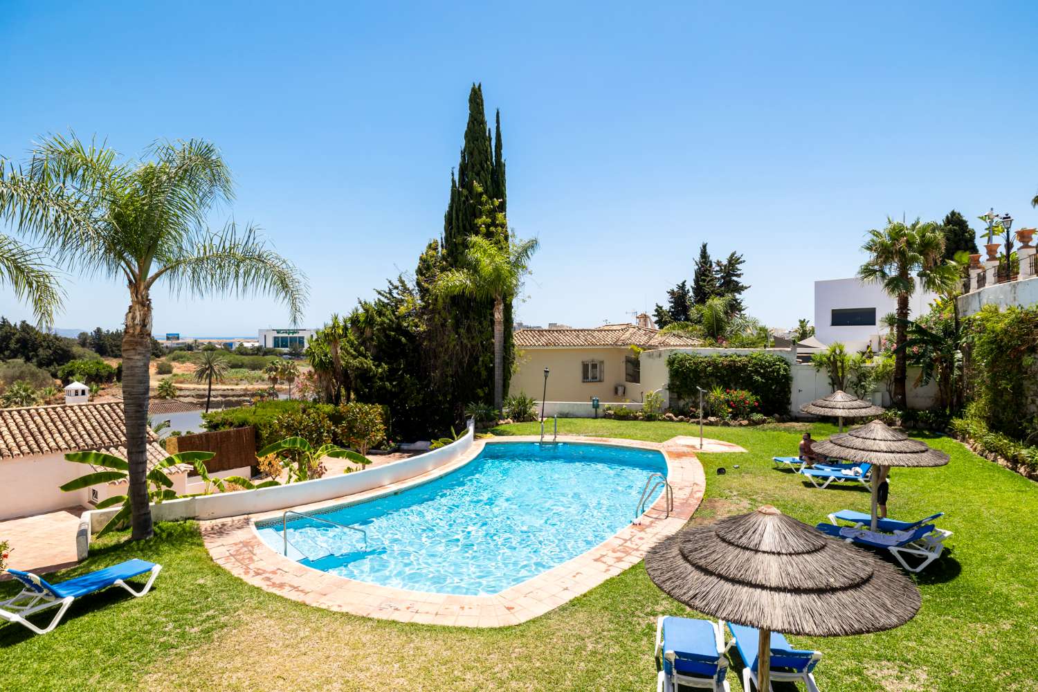 HOUSE FOR SALE IN PUERTO BANÚS