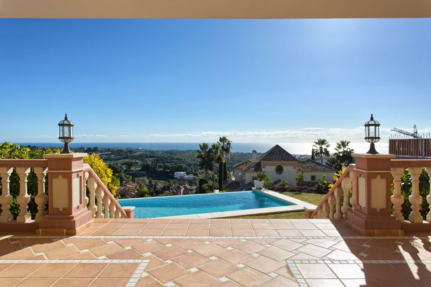 VILLA IN LOS FLAMINGOS GOLF, BENAHAVIS