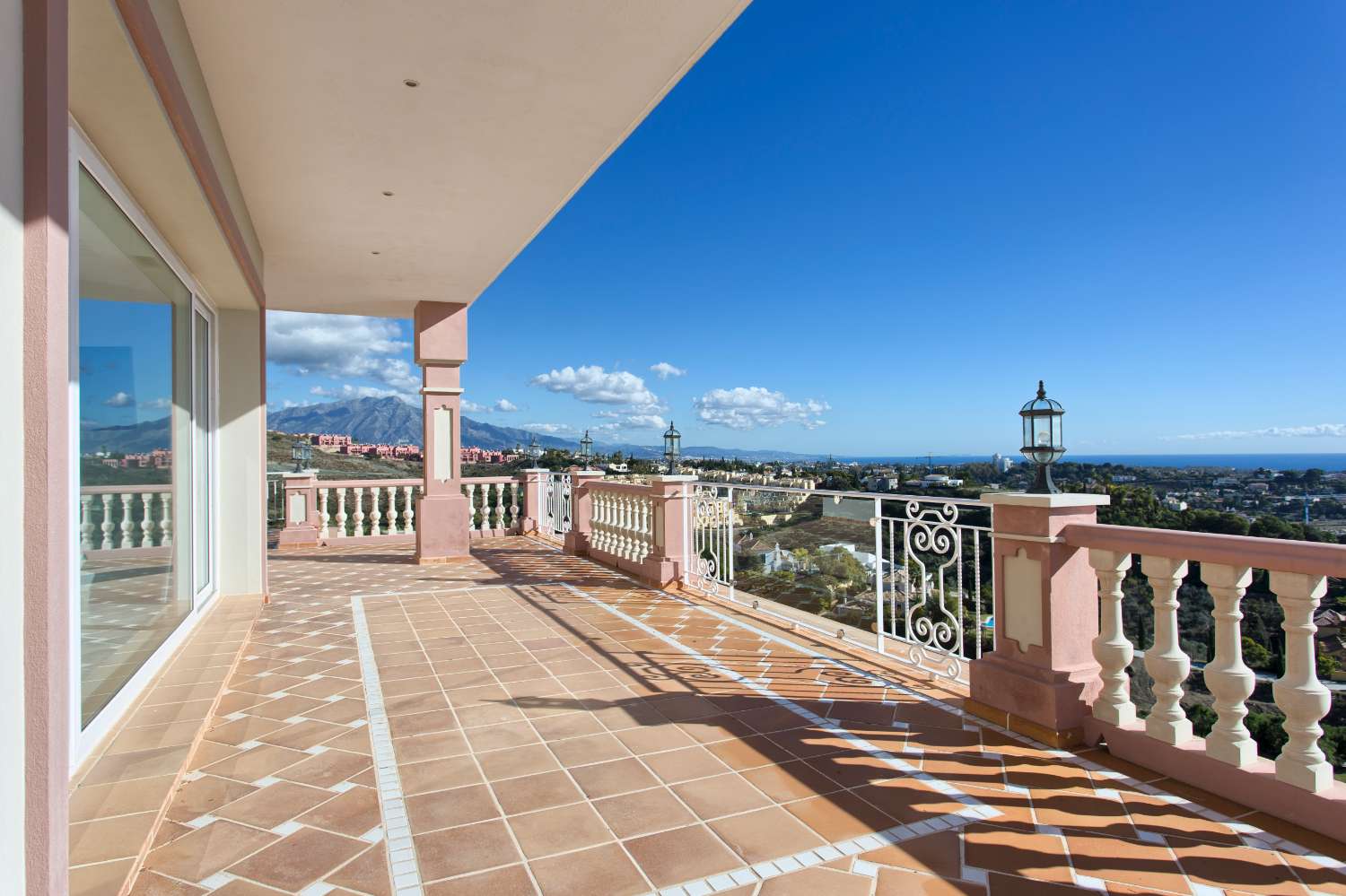 VILLA I LOS FLAMINGOS GOLF, BENAHAVIS