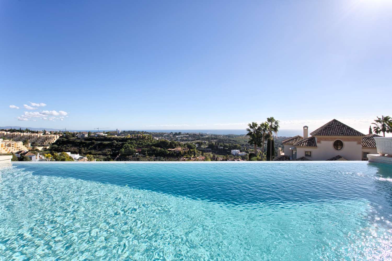 VILLA IN LOS FLAMINGOS GOLF, BENAHAVIS