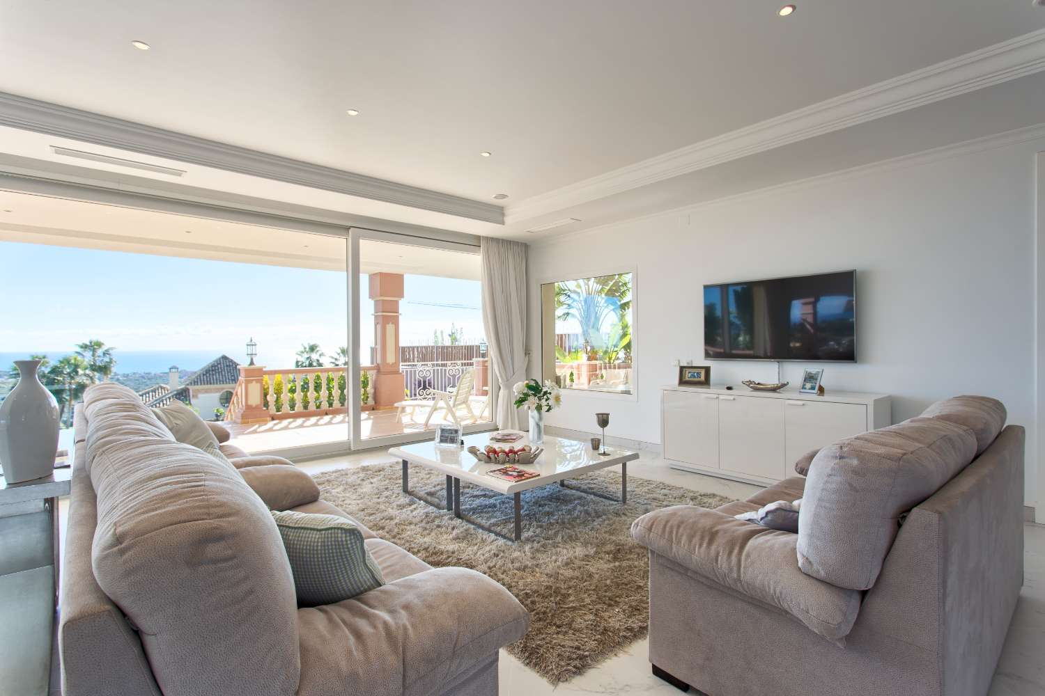 VILLA IN LOS FLAMINGOS GOLF, BENAHAVIS