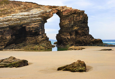 CASA REFORMADA EN MEDIO RURAL CON VISTAS AL MAR