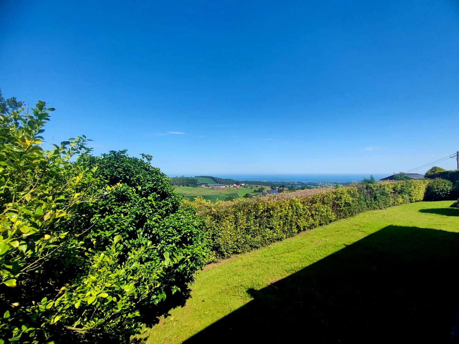 MAISON RÉNOVÉE DANS LES ZONES RURALES AVEC VUE SUR LA MER