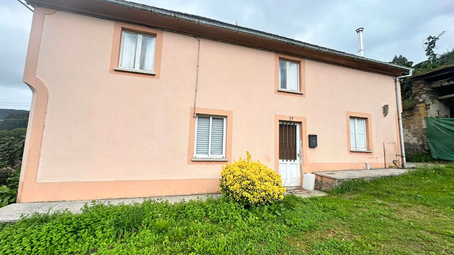 ENCANTADORA CASA EN CELEIRO DE MARIÑAOS, BARREIROS