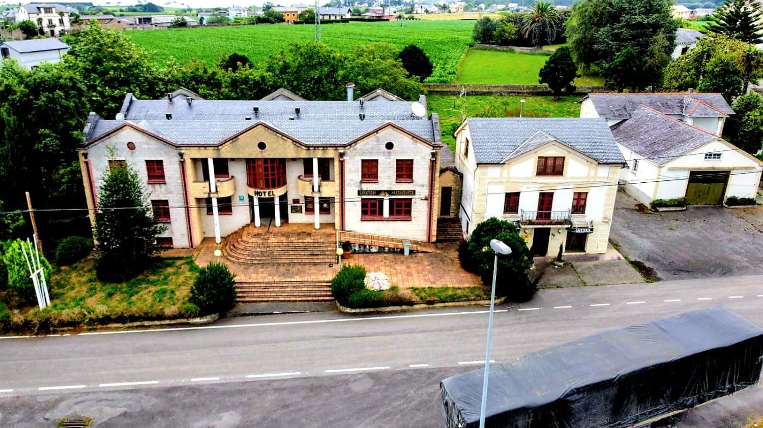 HOTEL, HAUS ZU VERKAUFEN IN CARTAVIO (COAÑA)