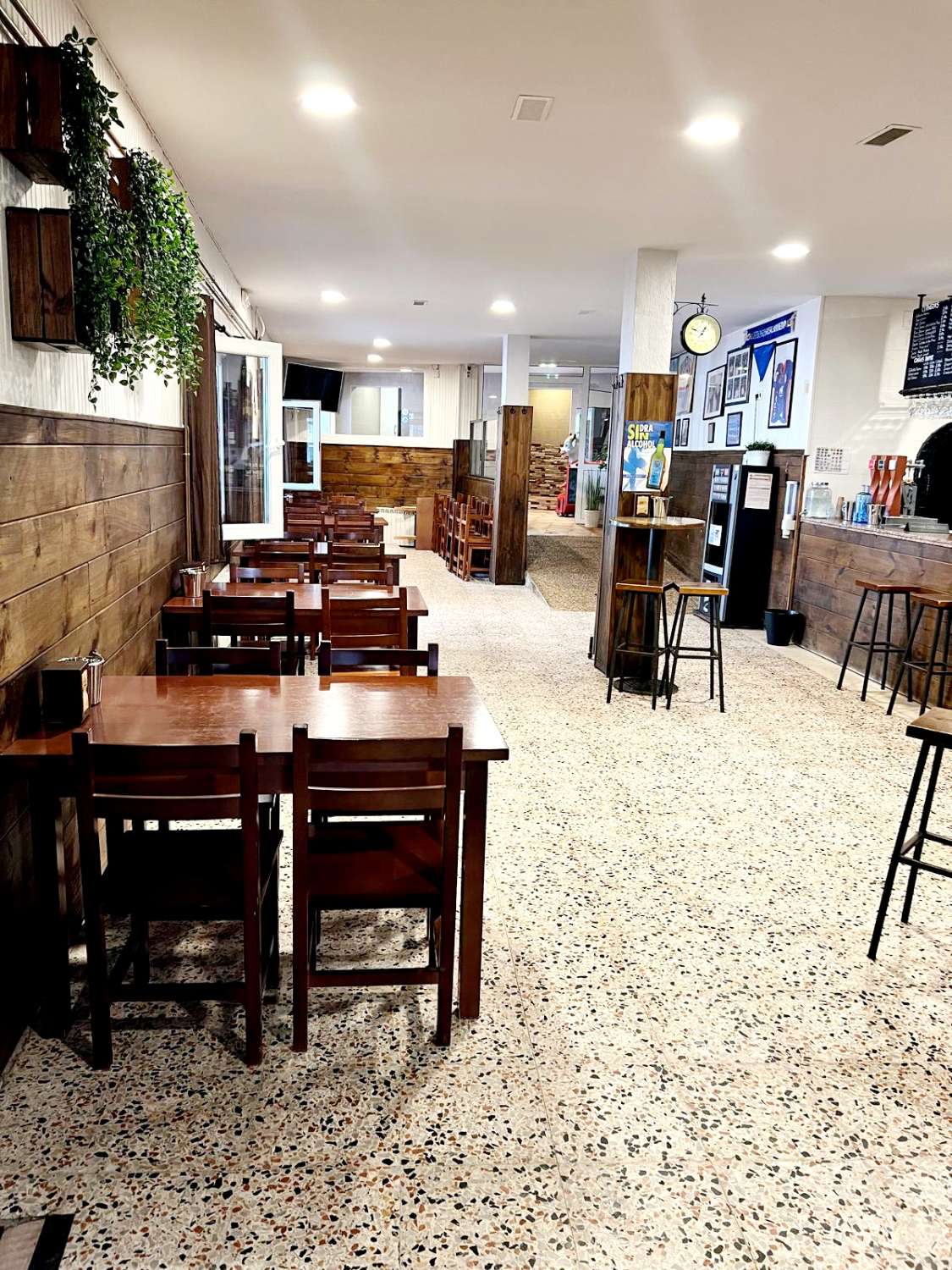 Restaurant et propriété à vendre à Oviedo