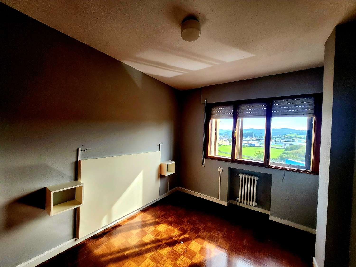 GRAN PISO EN VENTA EN RIBADEO