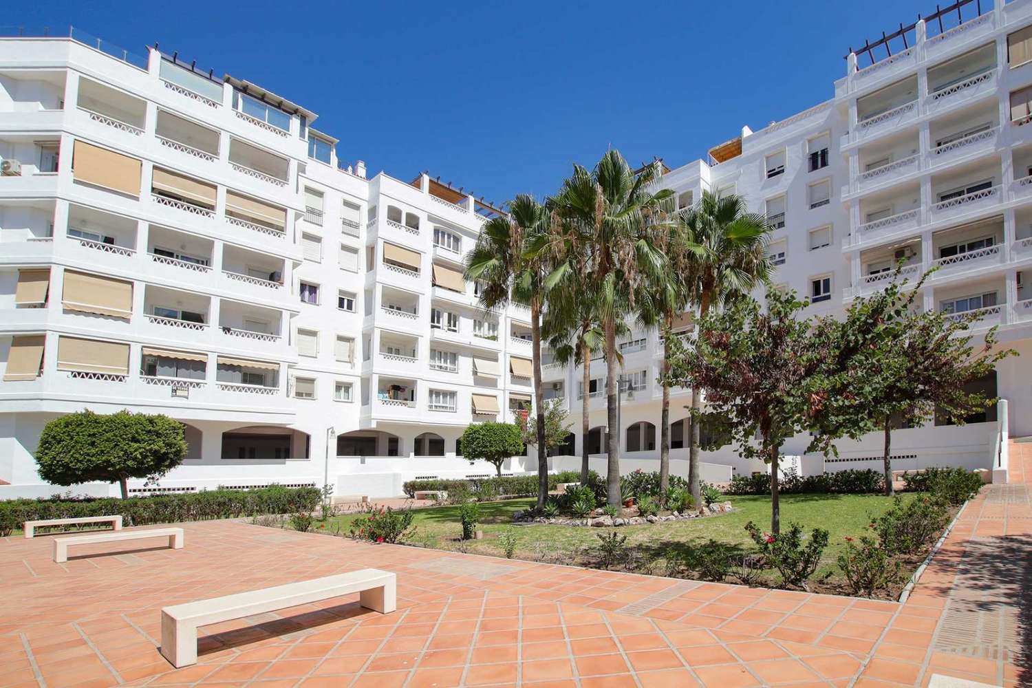 Atemberaubende 3-Zimmer-Wohnung in Nueva Andalucia, Marbella