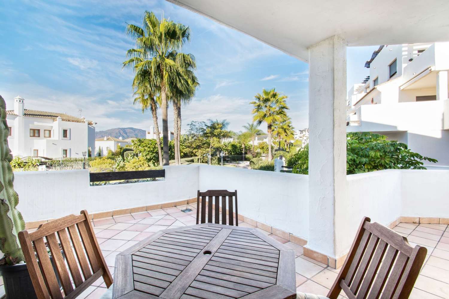 Zeer licht appartement in de omgeving van Selwo - Estepona - Costa Del Sol