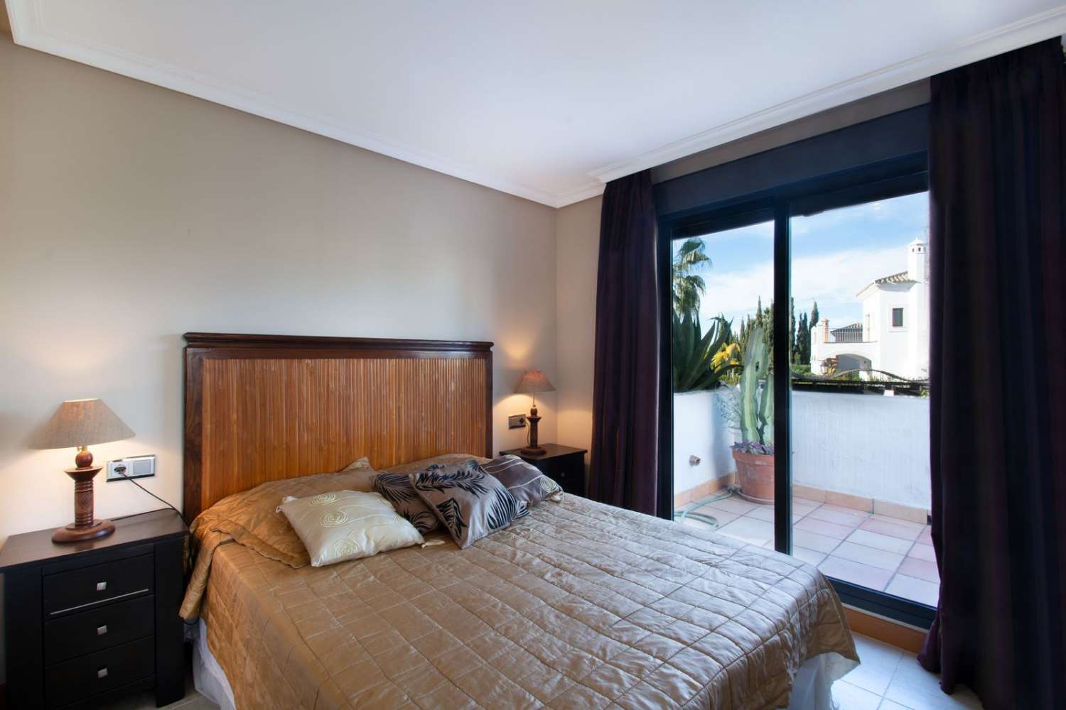 Apartamento muy luminoso en la zona de Selwo - Estepona - Costa Del Sol