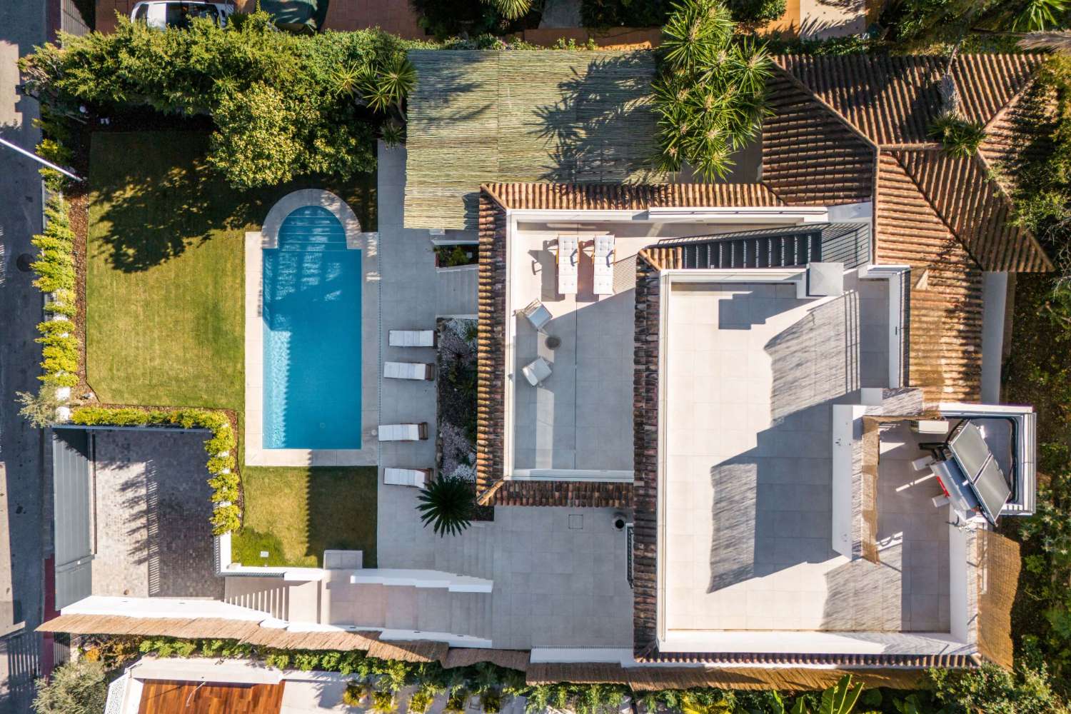 Spektakuläre zeitgenössische Villa -Marbella -LAs Brisas Golf