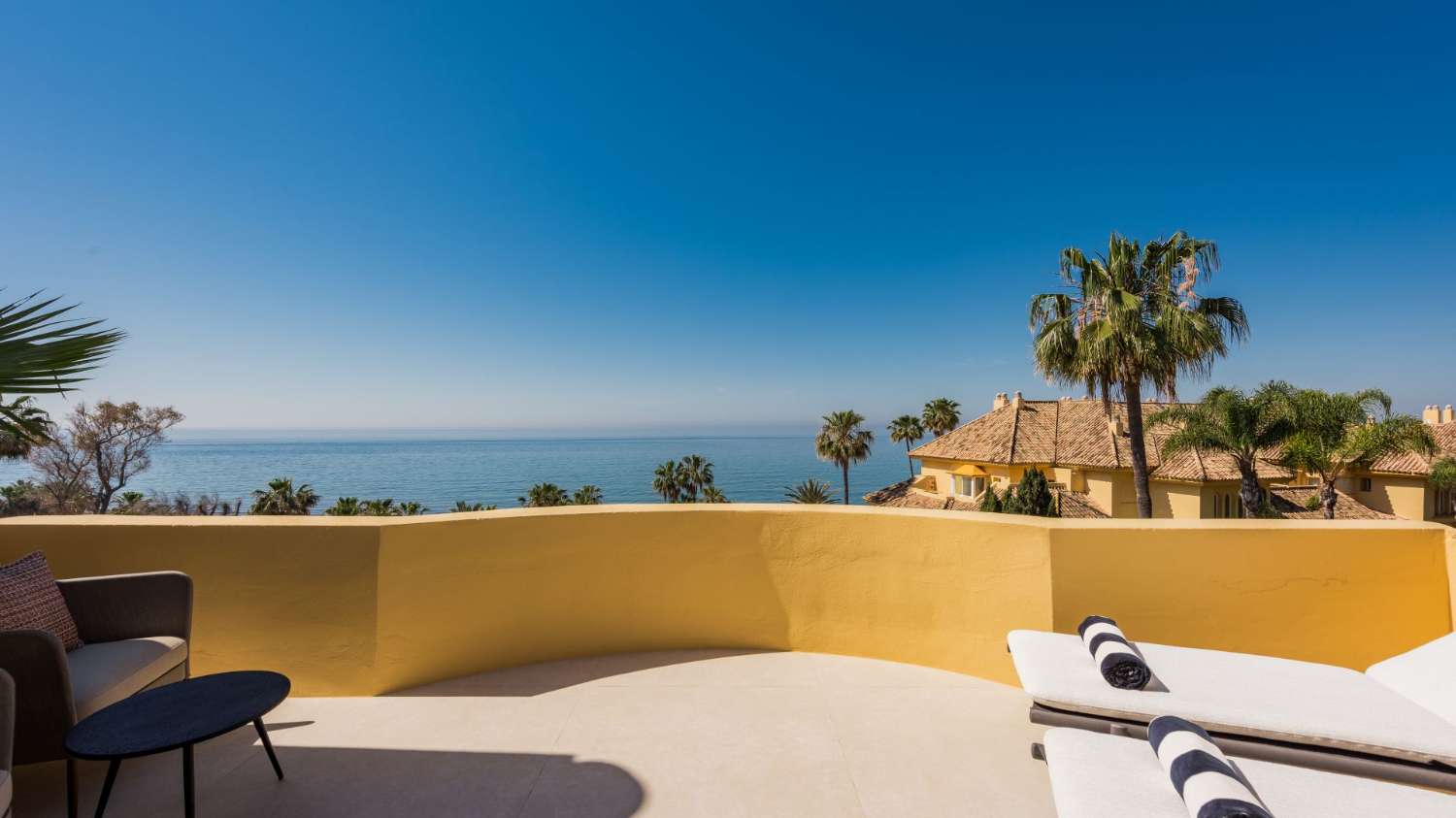 Atemberaubendes Duplex-Penthouse in Rio Real Playa - Marbella