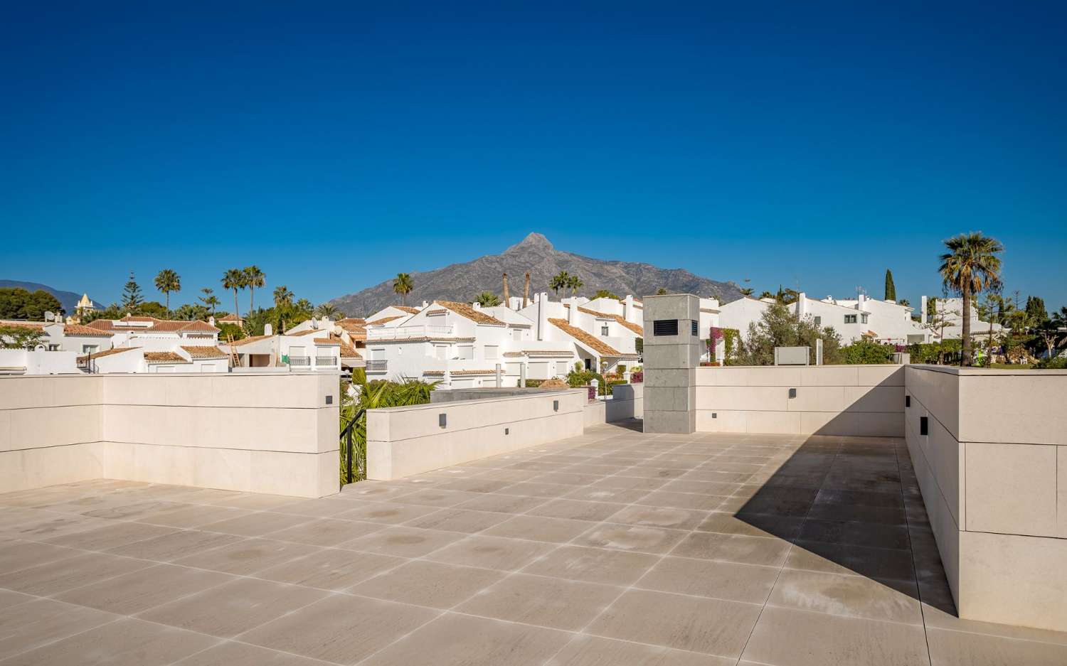 Moderne Villa in Nueva Andalucia -Marbella -Costa del Sol