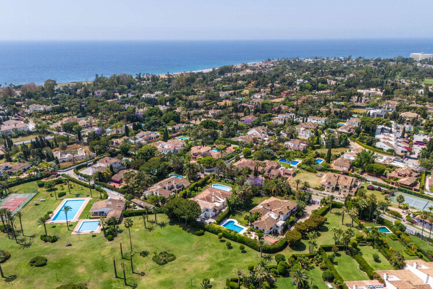 Schitterende majestueuze villa in Guadalmina Baja