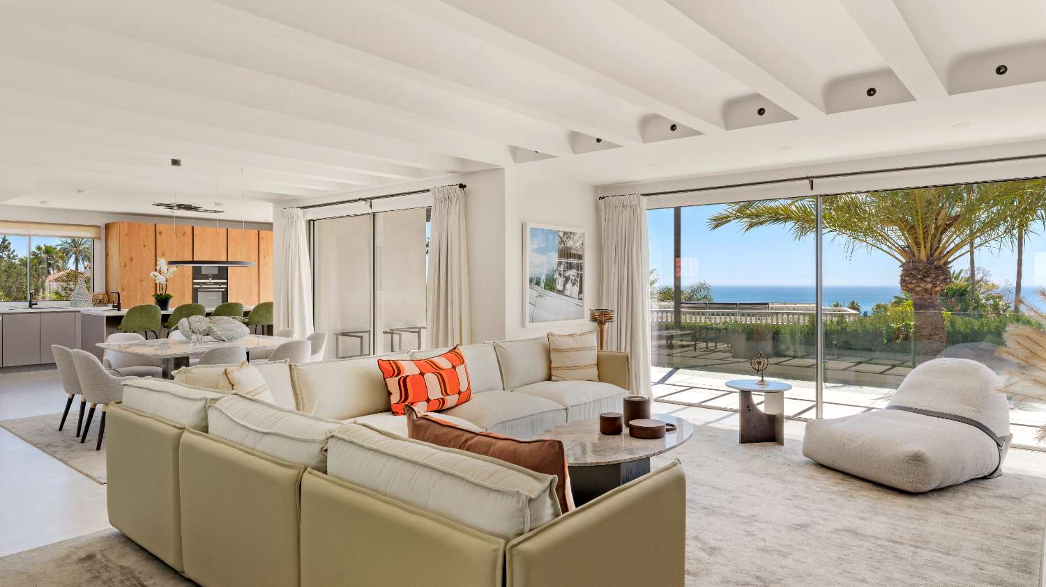 Elegante villa con vistas panorámicas al mar en Nagüeles, Marbella-Costa del Sol