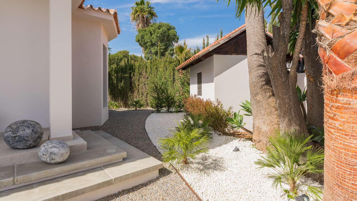 Elegante Villa mit Panoramablick auf das Meer in Nagüeles, Marbella-Costa del Sol