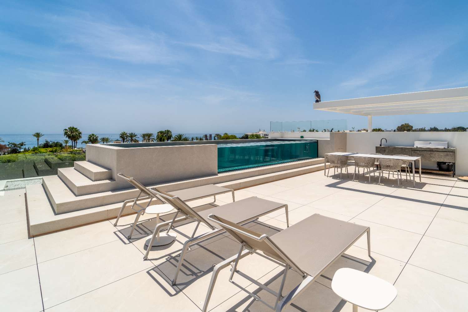 Moderne Luxusvilla mit Meerblick in Marbella Goldene Meile