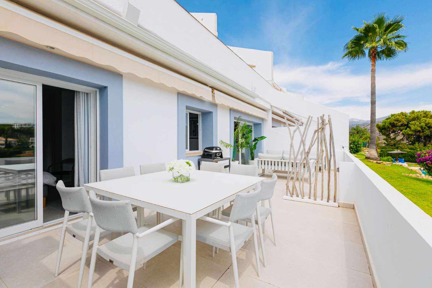 Renovierte Premium-Erdgeschosswohnung in Mirador De La Quinta -Marbella