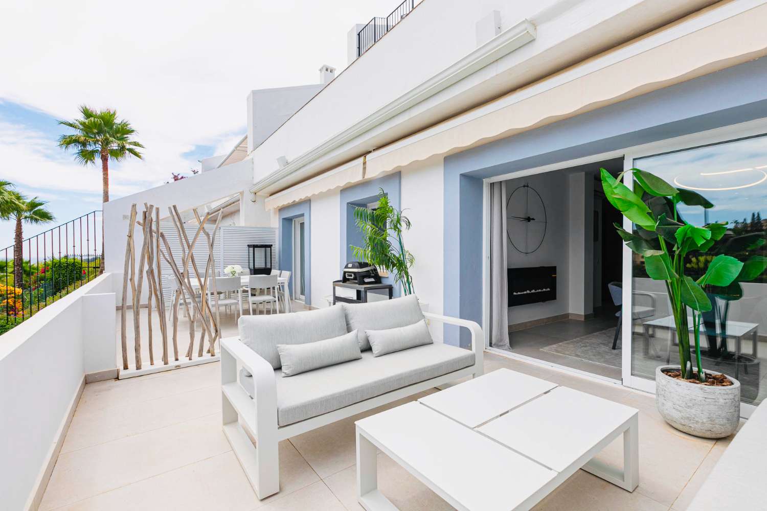 Gerenoveerd premium appartement op de begane grond in Mirador De La Quinta -Marbella