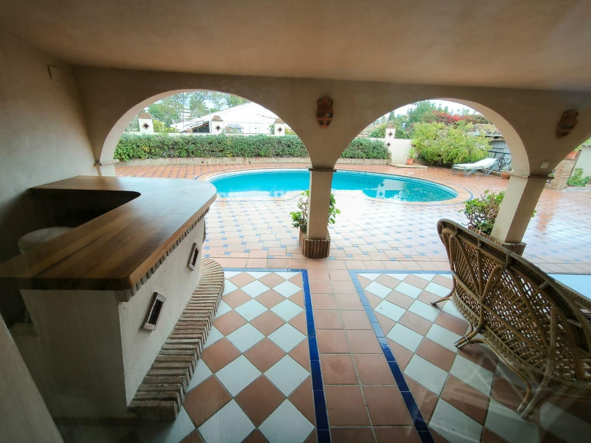 Beautiful traditional Andalusian house in Guadalmina alta -Marbella