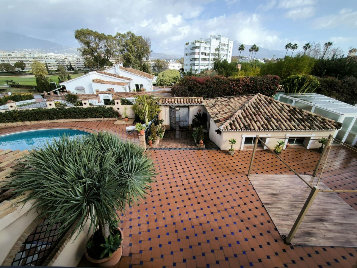 Mooi traditioneel Andalusisch huis in Guadalmina alta -Marbella