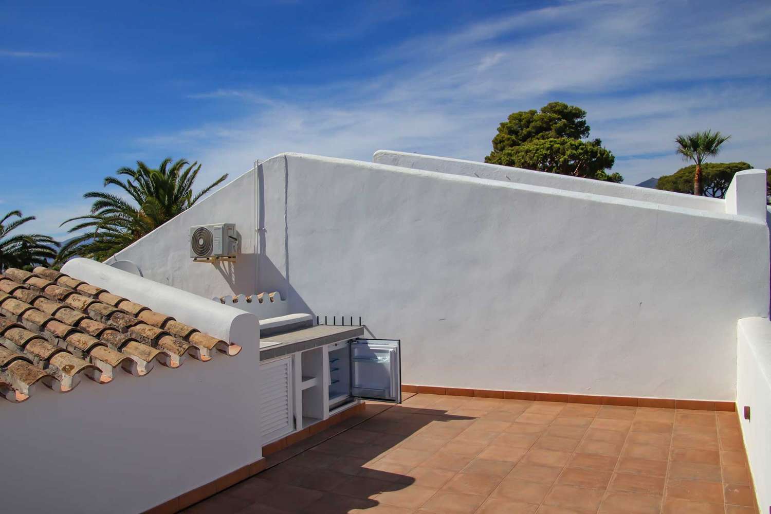 Luxuriöses Penthouse mit 2 Schlafzimmern in Centro Plaza, Nueva Andalucía -Marbella