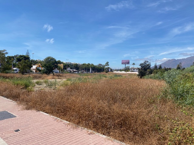 Parcela edificable en Valle Romano, Estepona