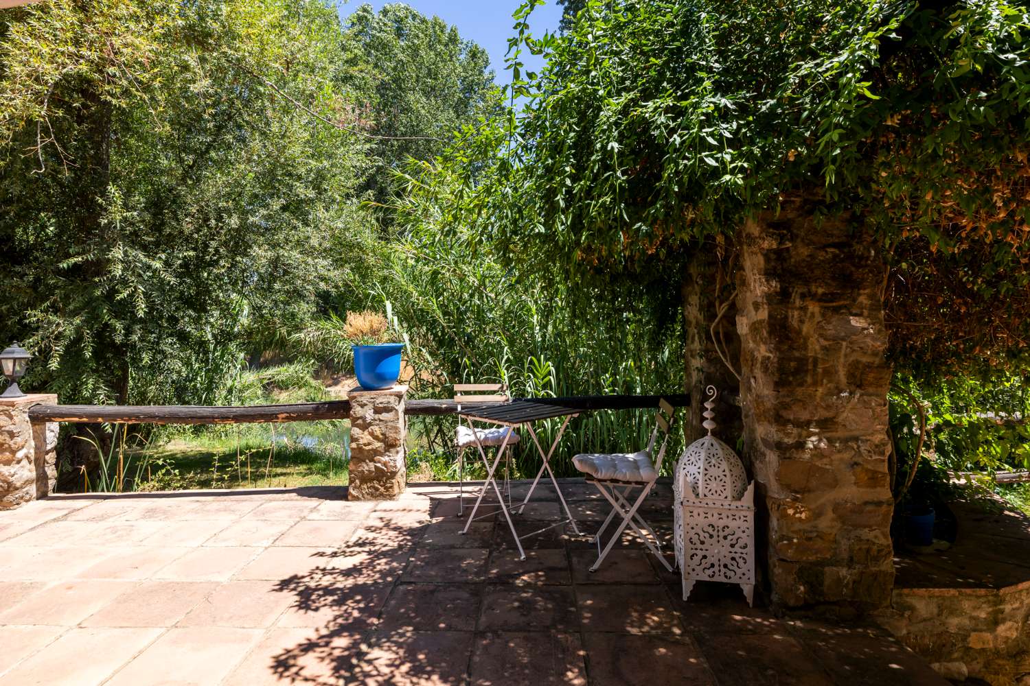 ANLEGER!!! HOSTEL-RESTAURANT IN RONDA MIT VIELFÄLTIGEN MÖGLICHKEITEN