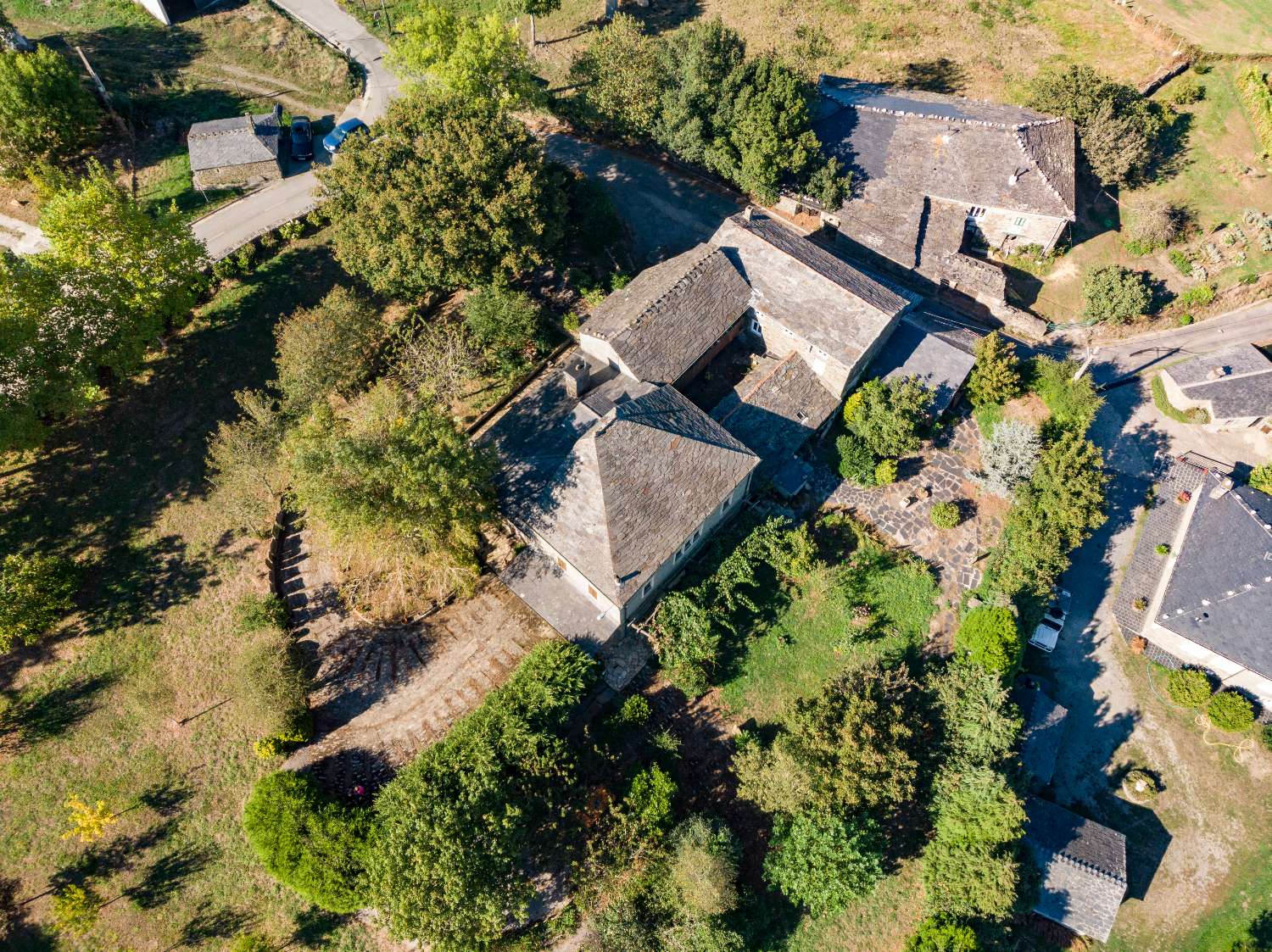 Preciosa Casa Rural en Revoqueira, San Martín de Oscos: Una Joya para Turismo Natural y Retiros