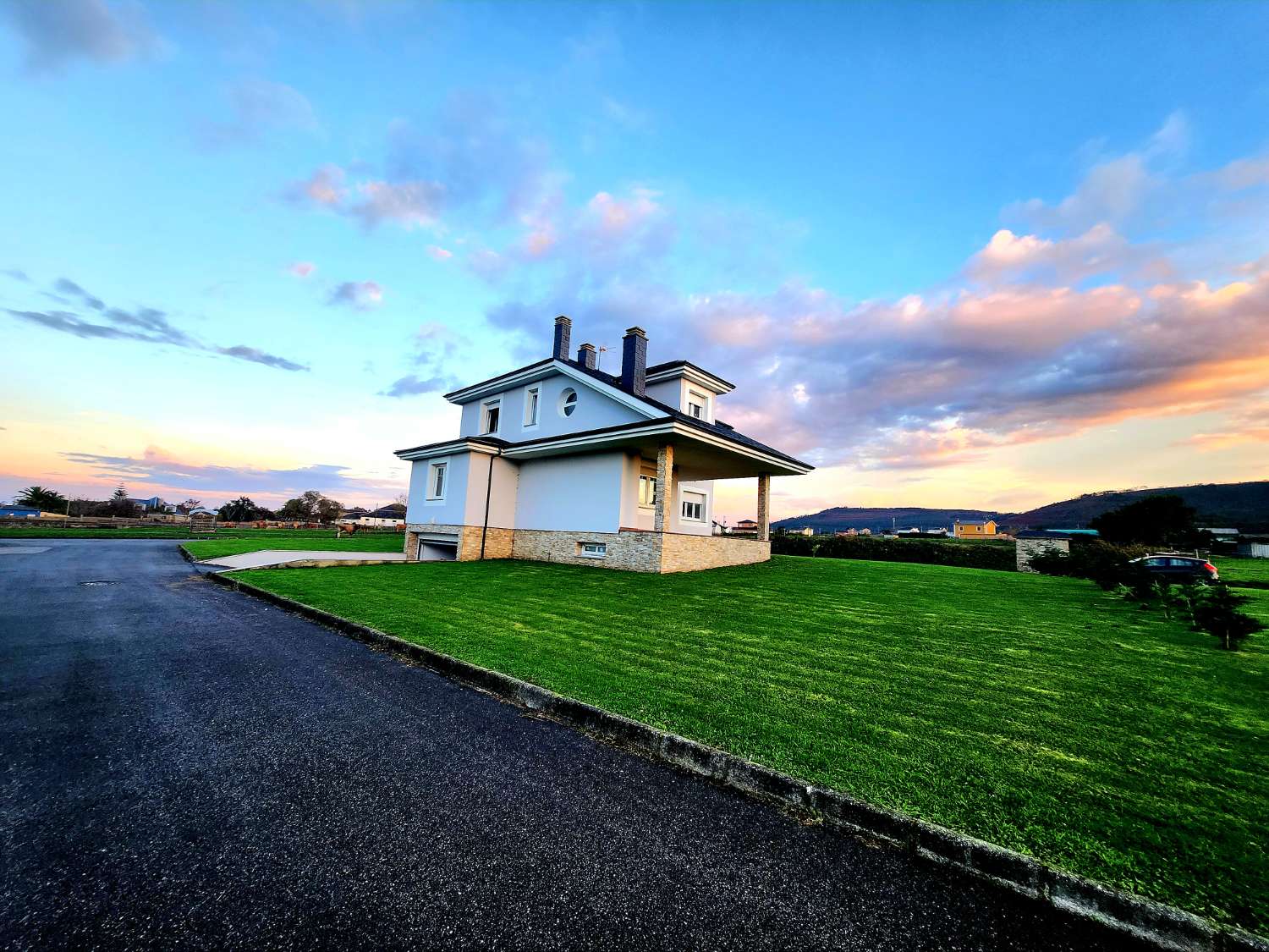 SUPERBE VILLA À CARTAVIO AVEC VUE SUR LA MER